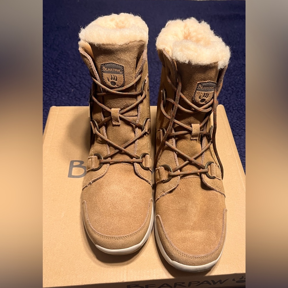 BEARPAW BOOTS SZ 10